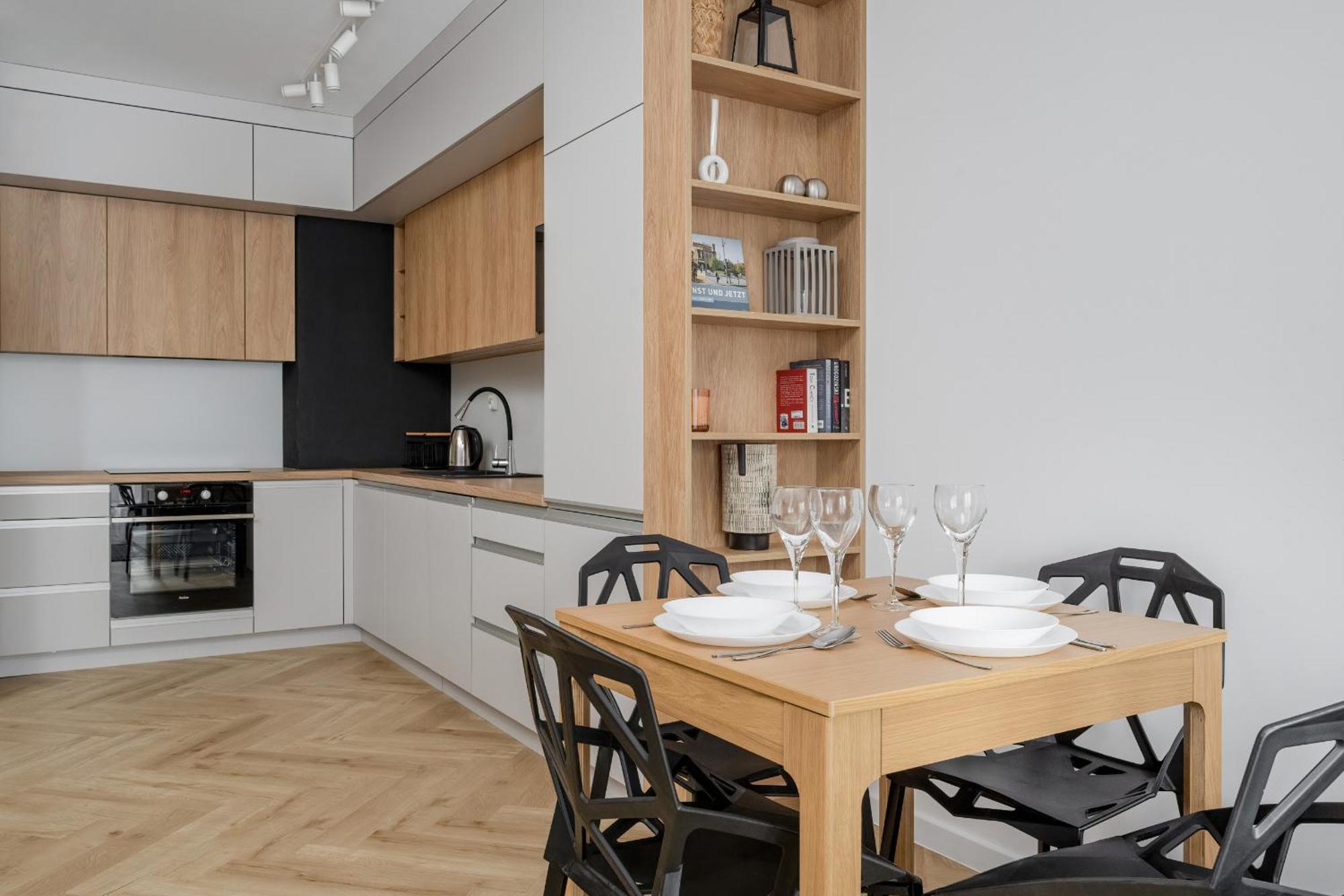Michalczyka Stylish Apartment With Parking In The City Center Of Wroclaw By Noclegi Renters Exterior foto